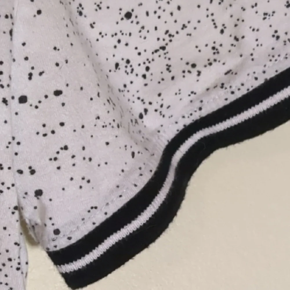Five Point Industry NYC Monochrome Speckled Men's Tee - Picture 4 of 5